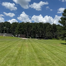 Commercial-lawn-maintenance-in-Douglasville-Georgia 0